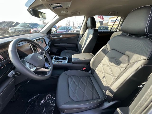 2026 Volkswagen Atlas SE w/Tech - Photo 8