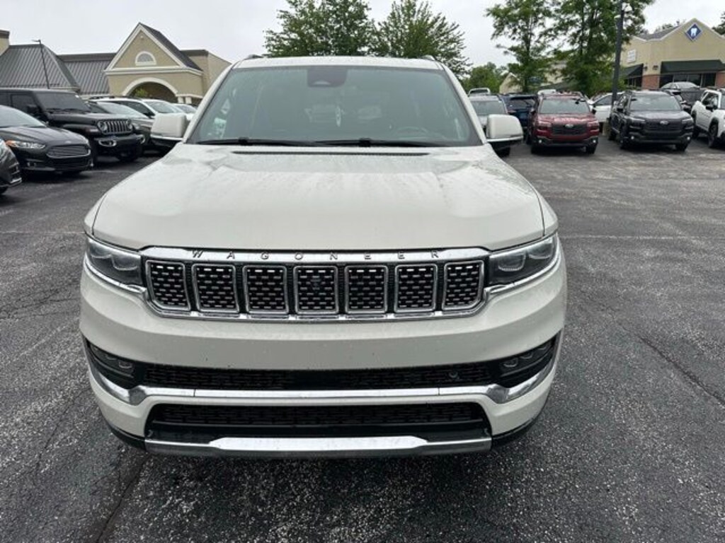 Used 2025 Jeep Grand Cherokee Laredo X SUV