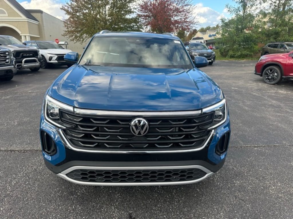 New 2026 Volkswagen Atlas Cross Sport 2.0T SEL SUV