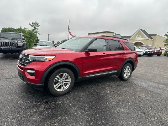 2022 Ford Explorer XLT 4WD's photo