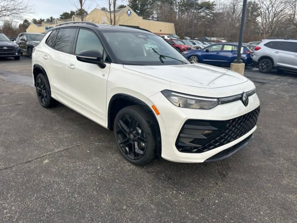 New 2026 Volkswagen Tiguan 2.0T SE R-Line Black SUV