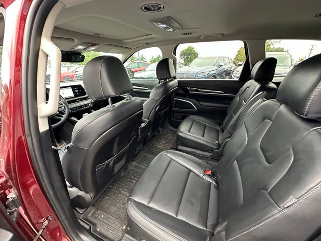 2024 Kia Telluride S - Photo 18