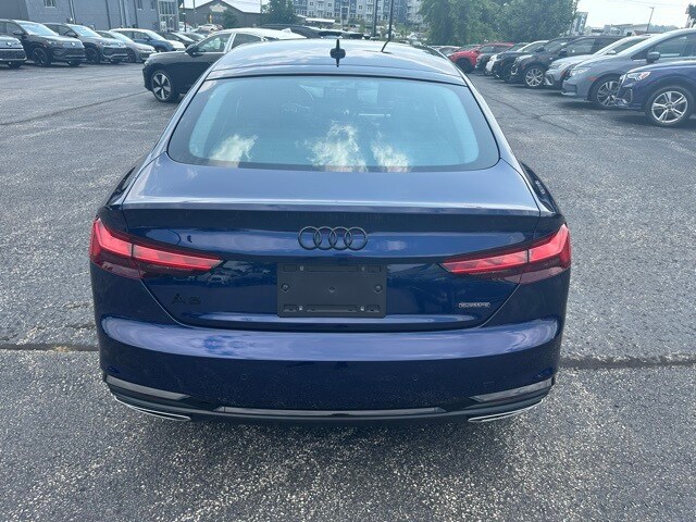 2024 Audi A5 Premium S line Quattro photo 4
