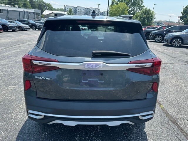 2023 Kia Seltos EX photo 4