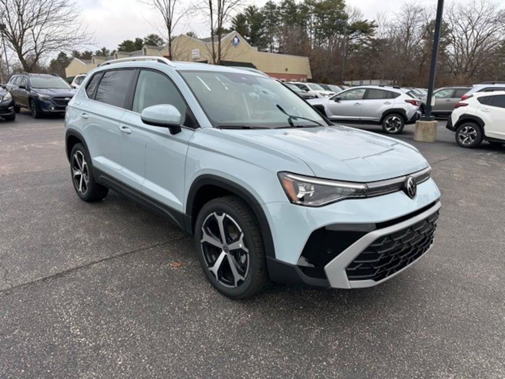 New 2026 Volkswagen Taos 1.5T SEL SUV