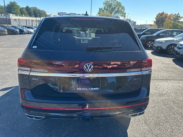 2026 Volkswagen Atlas SEL Premium R-Line photo 3