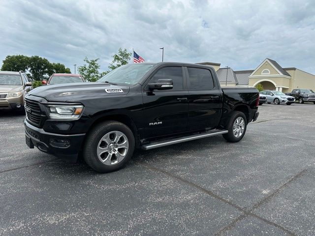 2019 RAM 1500 Big Horn/Lone Star 4x4 Crew Cab 5'7's photo