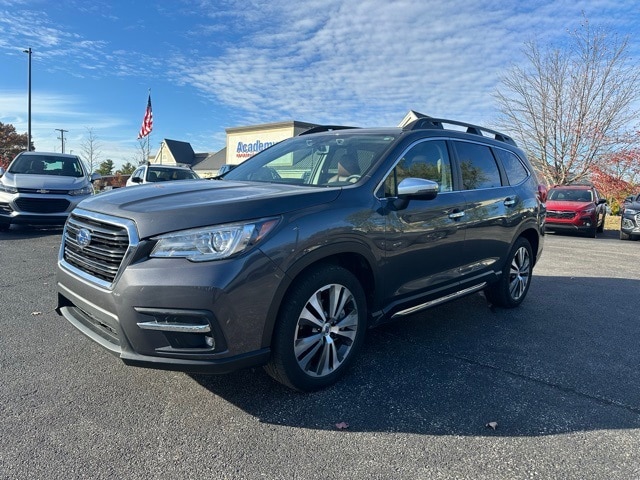 2022 Subaru Ascent Touring's photo