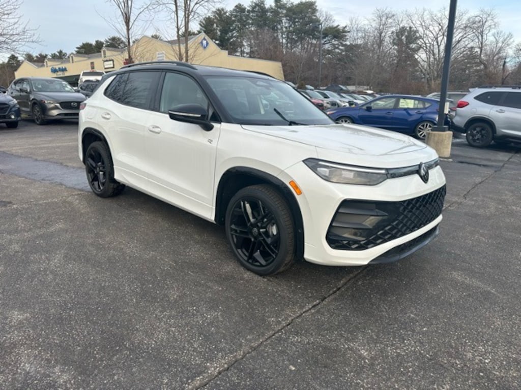 New 2026 Volkswagen Tiguan 2.0T SE R-Line Black SUV
