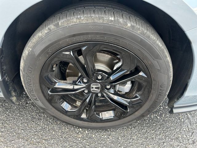 2025 Honda Accord SE - Photo 23
