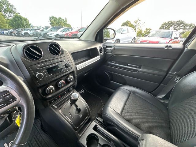 Photo 12