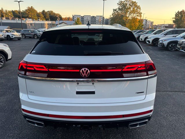 New 2026 Volkswagen Atlas Cross Sport SEL Premium R-Line SUV