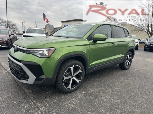 2026 Volkswagen Taos SEL's photo