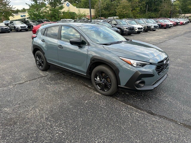 2025 Subaru Crosstrek Base photo 3