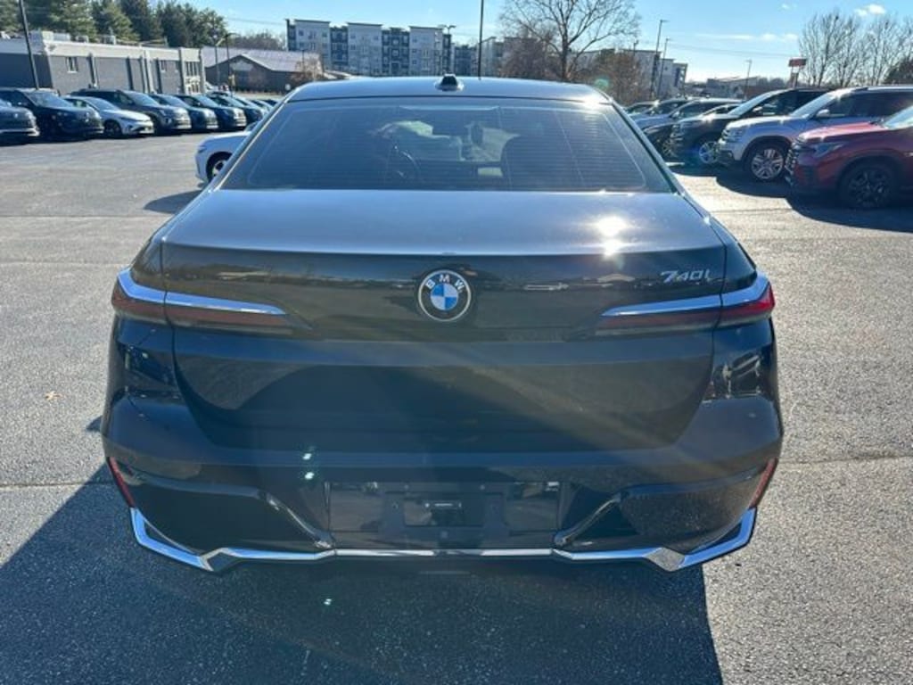 Used 2024 BMW 7 Series 740i Sedan