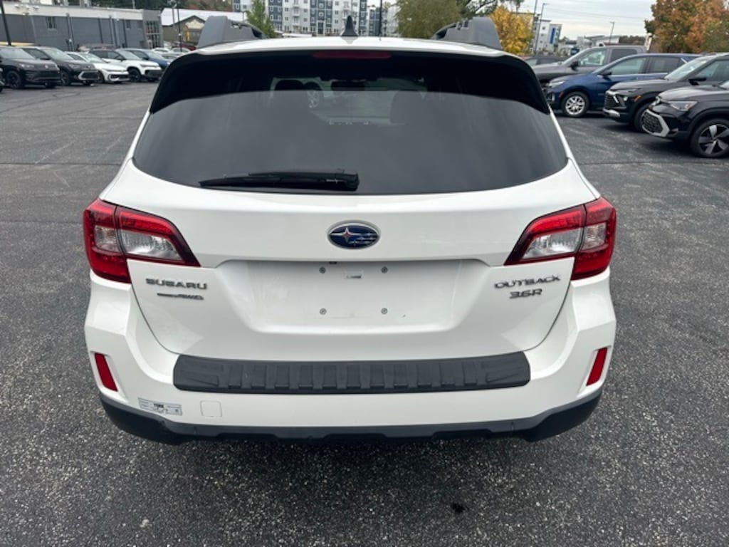 Used 2016 Subaru Outback 3.6R SUV