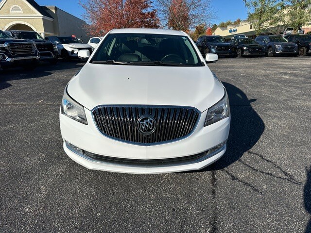 2016 Buick LaCrosse Leather photo 2