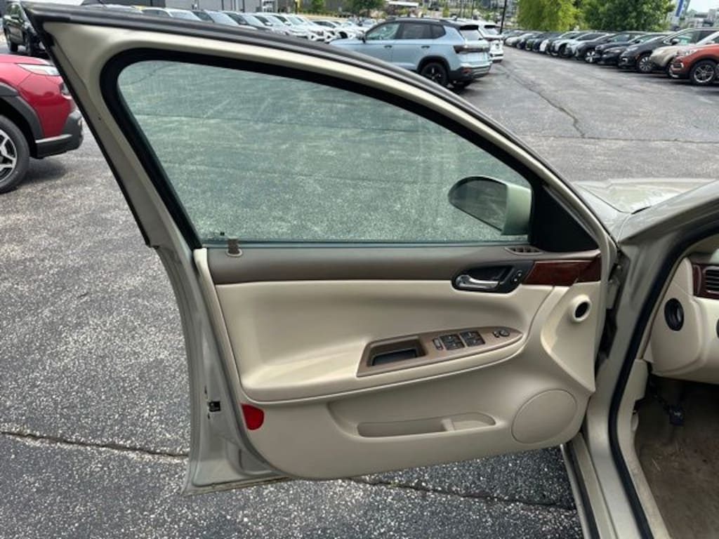 Used 2008 Chevrolet Impala LT Sedan