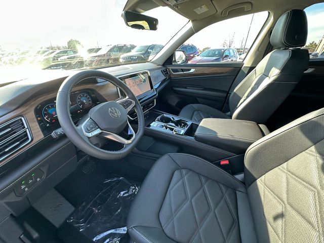 2026 Volkswagen Atlas SE w/Tech - Photo 7