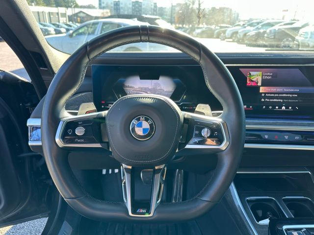 2024 BMW 7 Series 740i - Photo 8