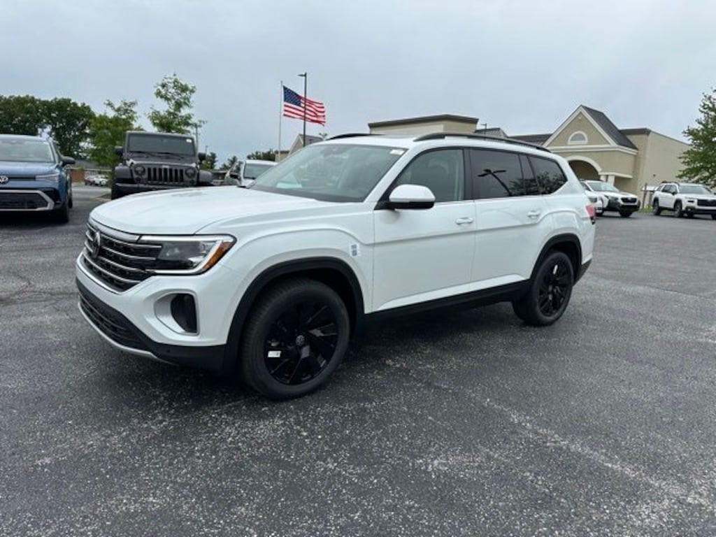 New 2026 Volkswagen Atlas 2.0T SE w/Technology SUV
