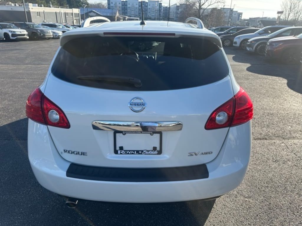 Used 2013 Nissan Rogue SV AWD SUV