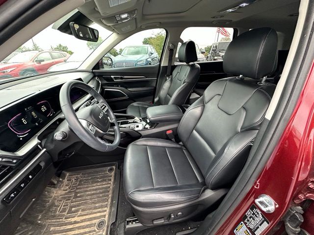 2024 Kia Telluride S - Photo 8