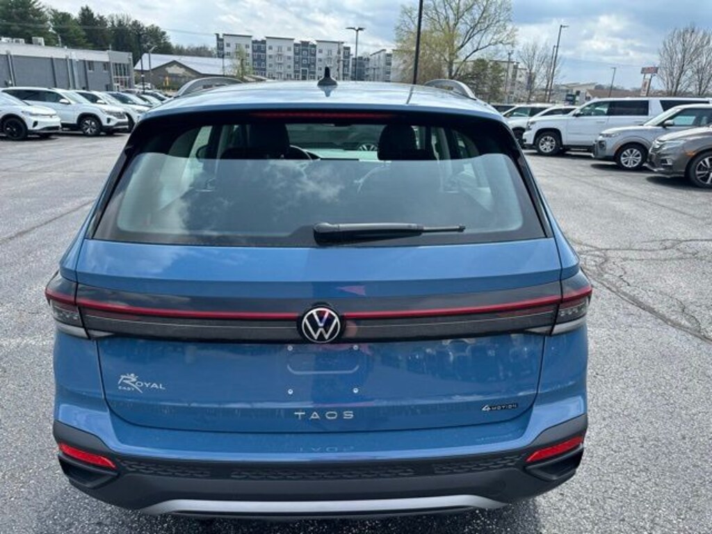 Used 2025 Volkswagen Taos 1.5T S SUV