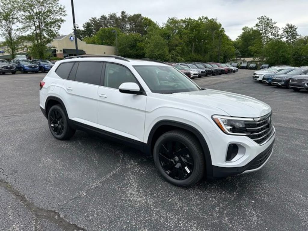 New 2026 Volkswagen Atlas 2.0T SE w/Technology SUV