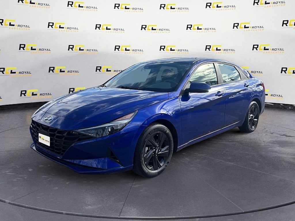 Used 2023 Hyundai Elantra SEL Sedan
