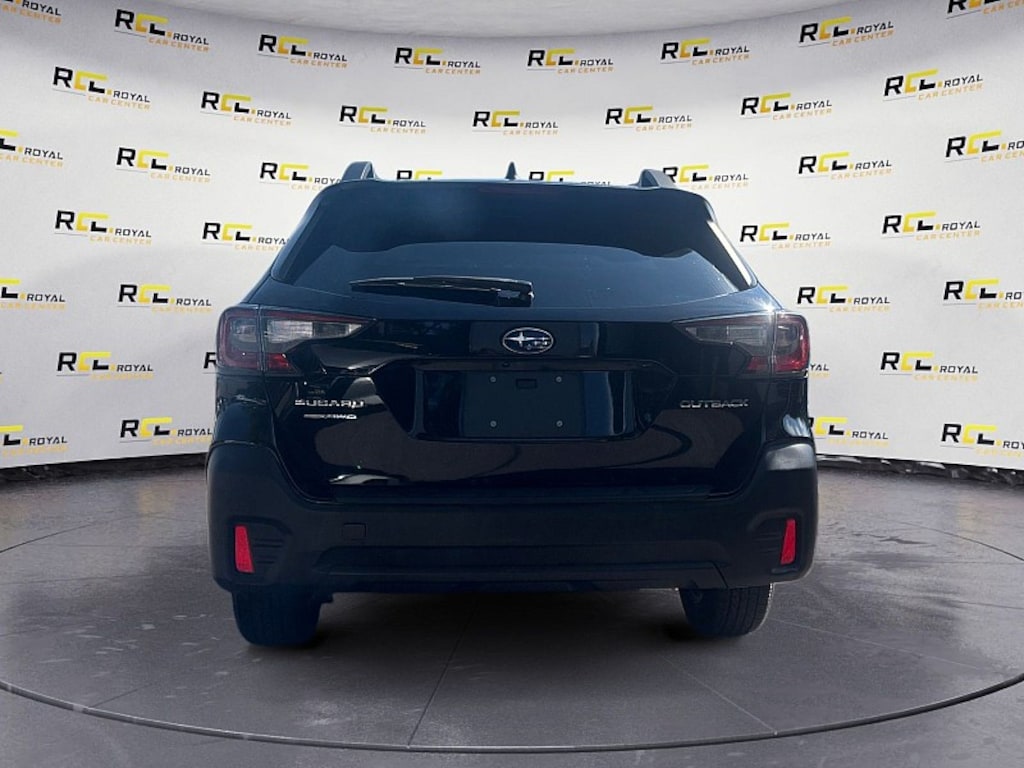 Used 2022 Subaru Outback Premium SUV