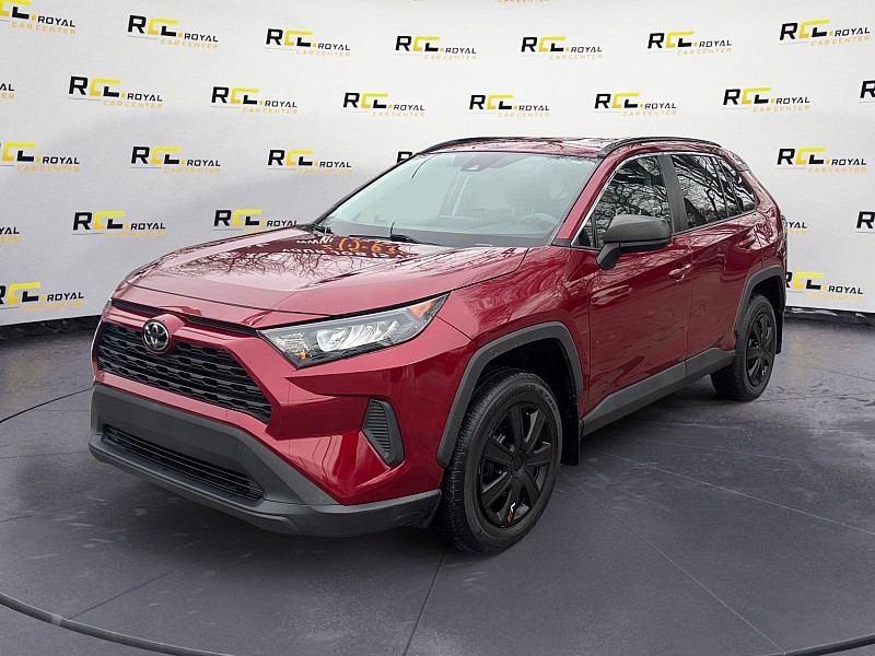 2020 Toyota RAV4 LE
