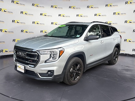 2022 GMC Terrain AT4 SUV