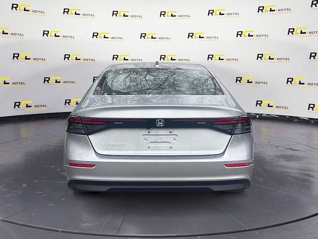 Used 2024 Honda Accord EX Sedan