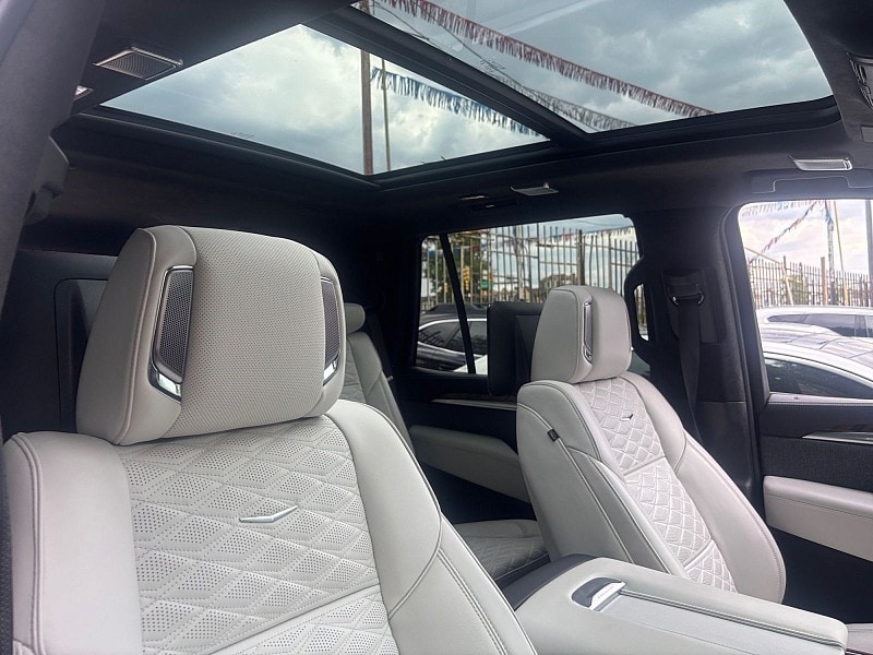 2025 Cadillac Escalade Sport Platinum - Photo 17