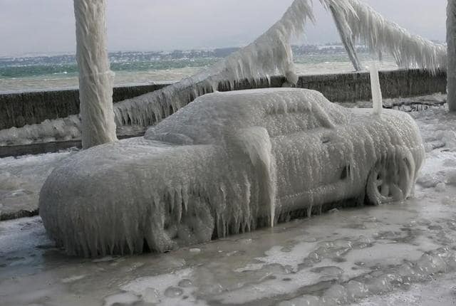 That's a serious case of vehicular frostbite!