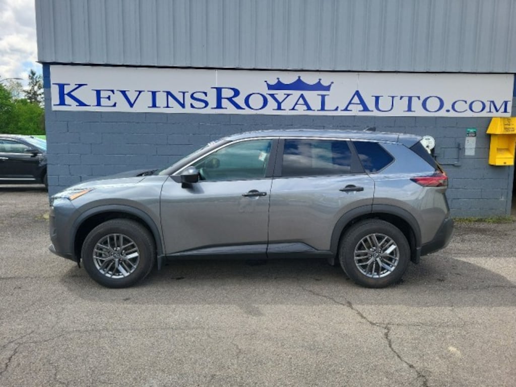 Used 2023 Nissan Rogue S SUV