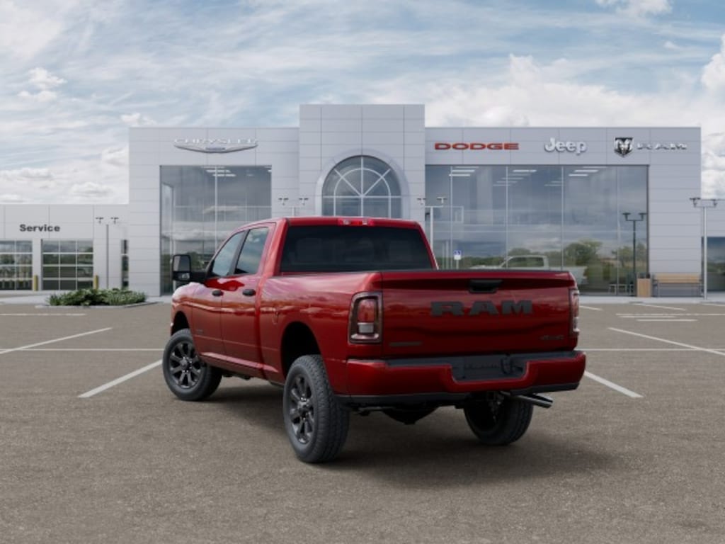 New 2026 Ram 2500 BIG HORN CREW CAB 4X4 6'4 BOX Pickup