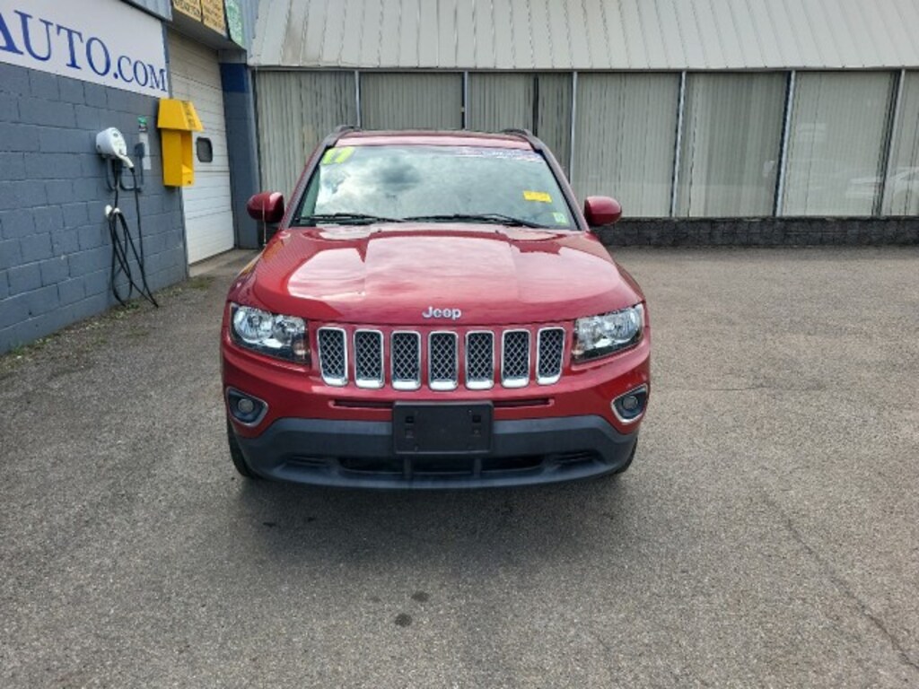 Used 2017 Jeep Compass Latitude 4x4 SUV