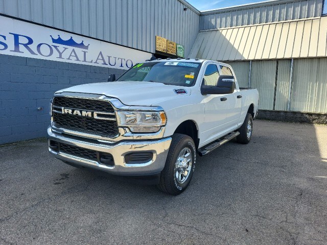 2024 Ram 2500 Tradesman photo 2