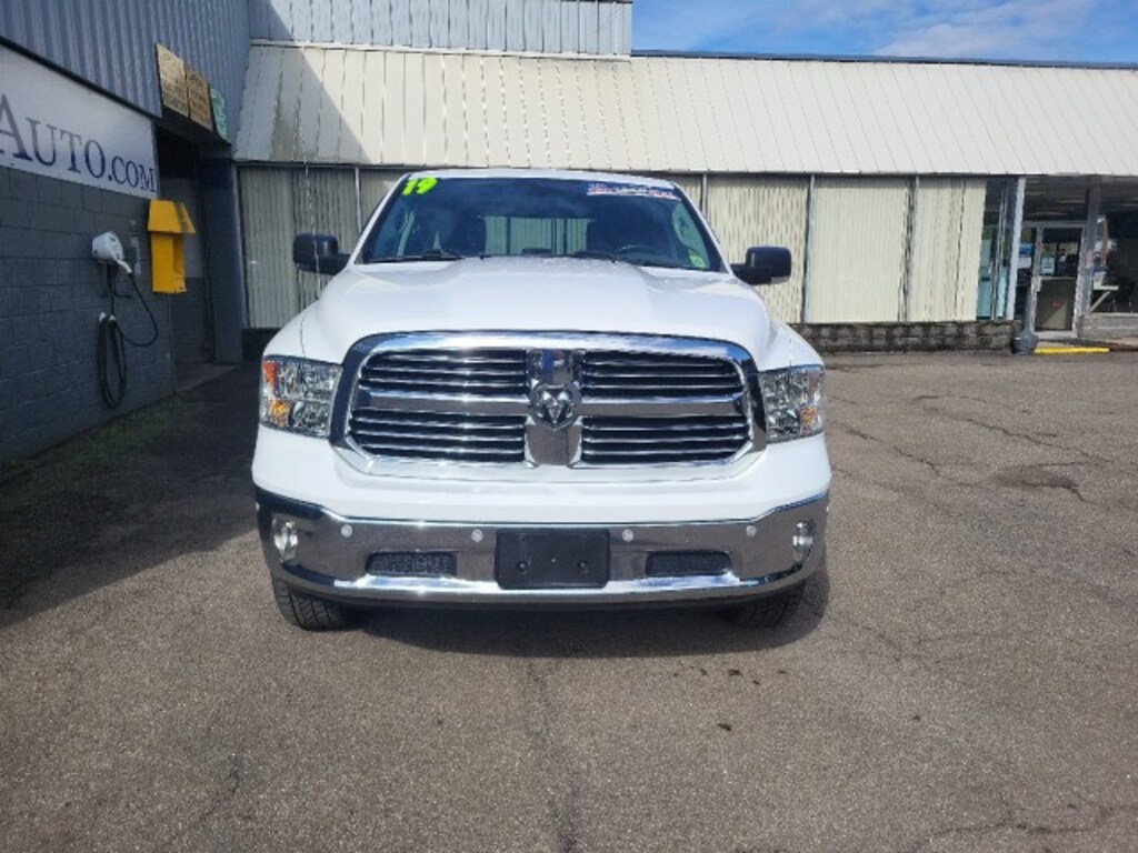 Used 2019 Ram 1500 Classic SLT Truck Crew Cab
