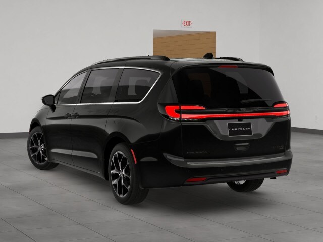 2026 Chrysler Pacifica Limited photo 4