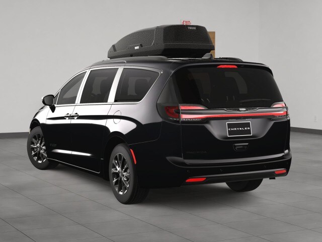 2025 Chrysler Pacifica photo 4