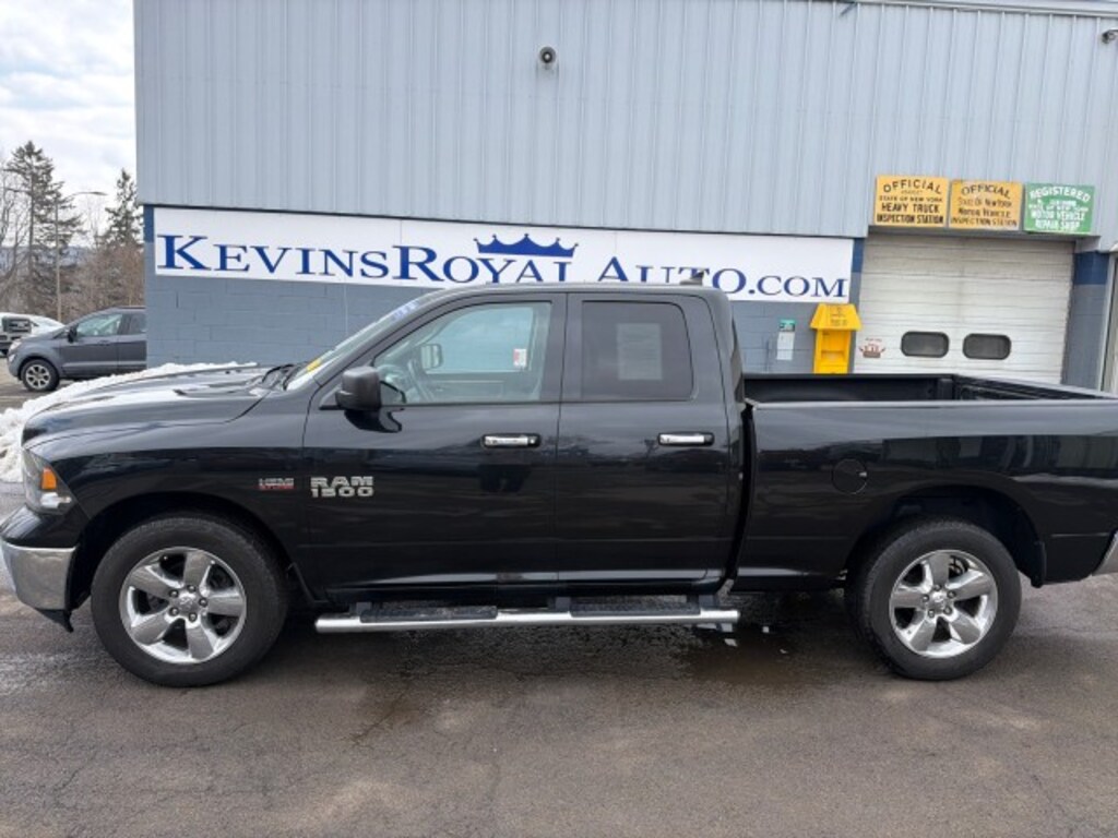 Used 2015 Ram 1500 SLT Truck Quad Cab