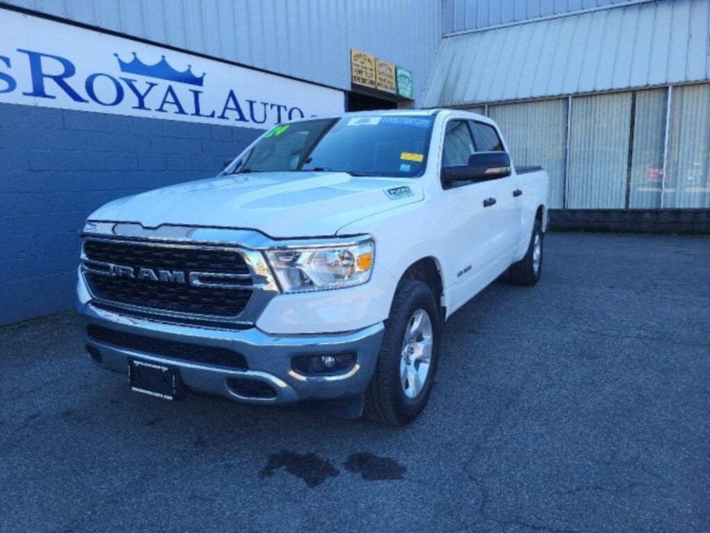 Used 2024 Ram 1500 Big Horn/Lone Star Truck Crew Cab