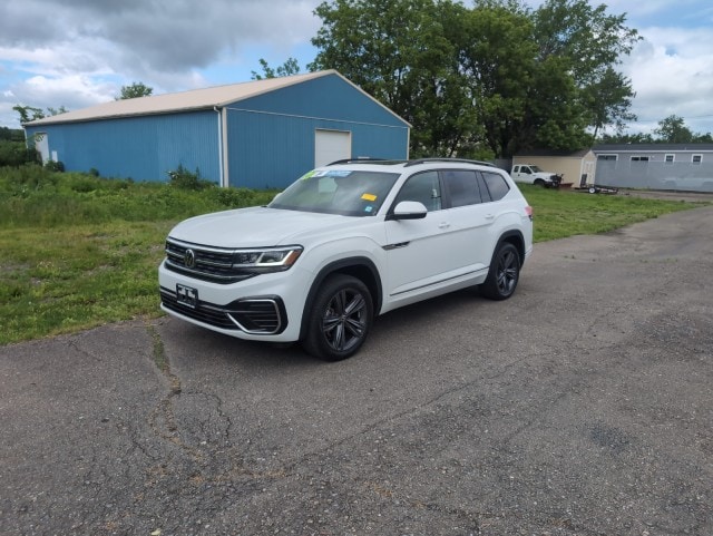 Used 2021 Volkswagen Atlas SE w/Tech R-Line with VIN 1V2RR2CA8MC578640 for sale in Owego, NY