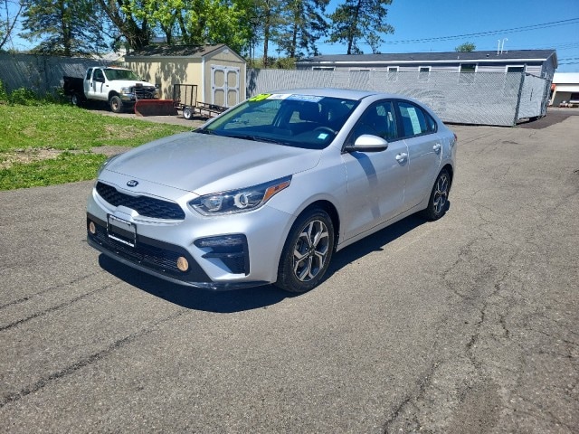 Used 2020 Kia FORTE LXS with VIN 3KPF24AD3LE259204 for sale in Owego, NY