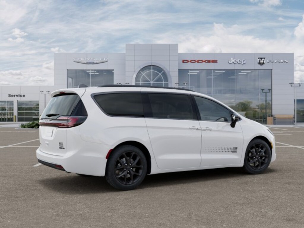 New 2027 Chrysler Pacifica SELECT AWD Passenger Van