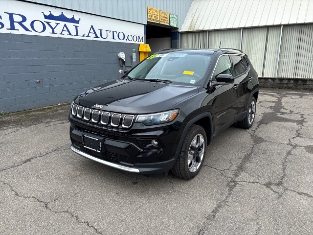 Used 2022 Jeep Compass Limited with VIN 3C4NJDCBXNT114976 for sale in Owego, NY