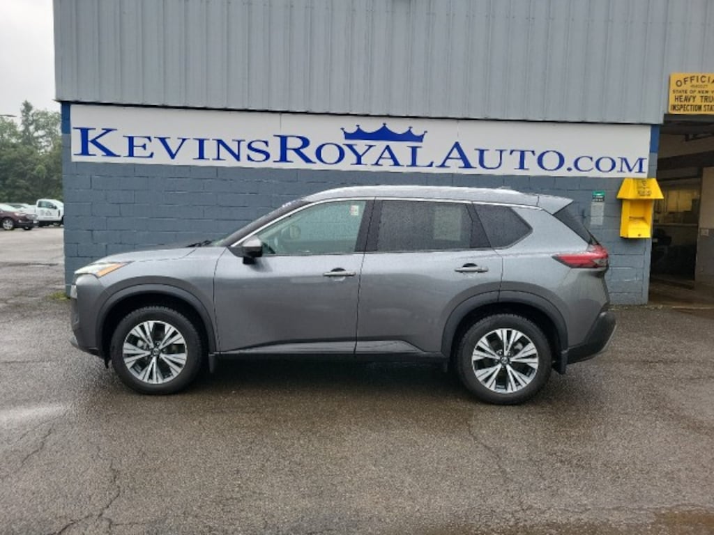 Used 2021 Nissan Rogue SV SUV